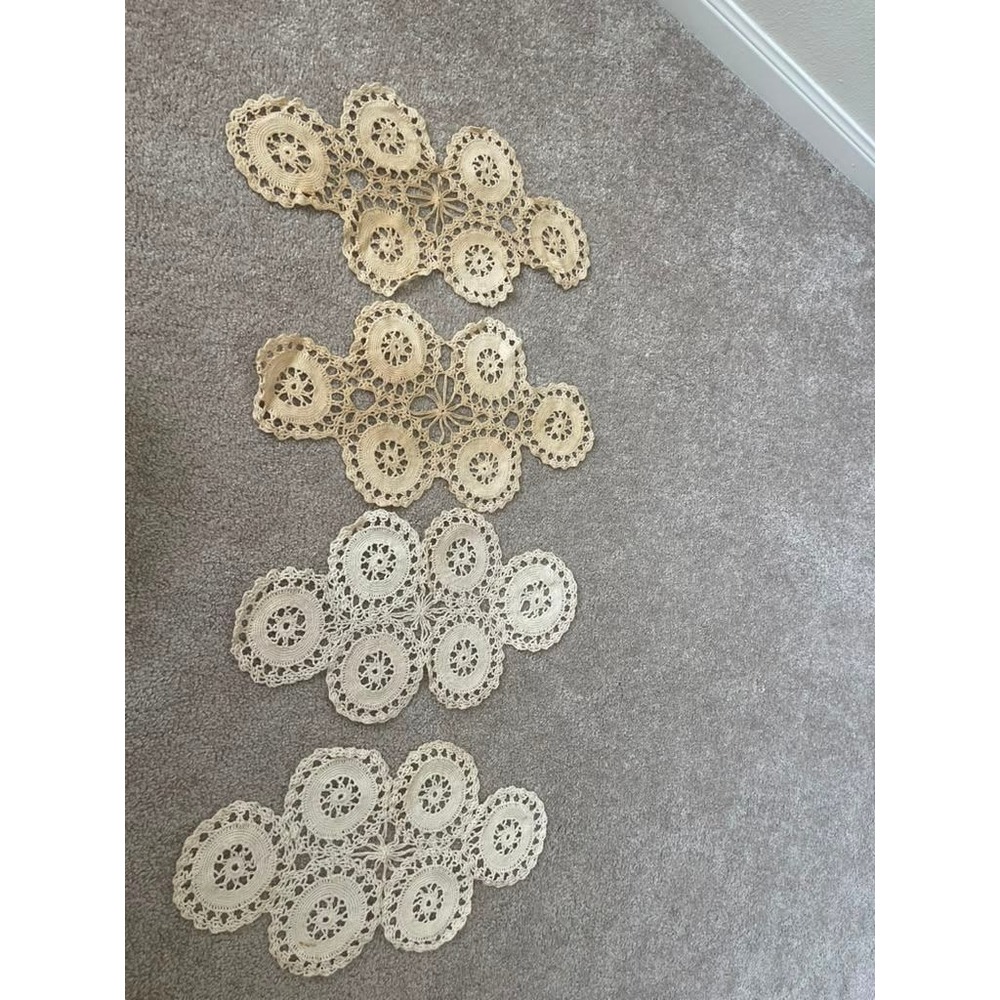 Vintage Hand Crochet Lace Table Runners Cream Medallion Doilies Set of 4